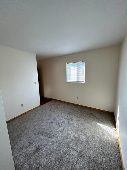Building Photo - 1088 Franklin Ave