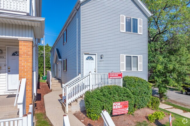 Building Photo - 3377 N Oakland Ave