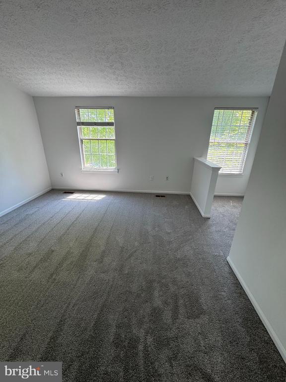 Building Photo - 9730 Red Clover Ct