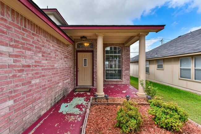 Building Photo - 4600 Donegal Bay Ct