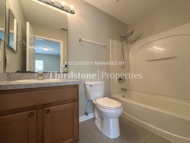 Building Photo - 1036 N Black Cherry Dr