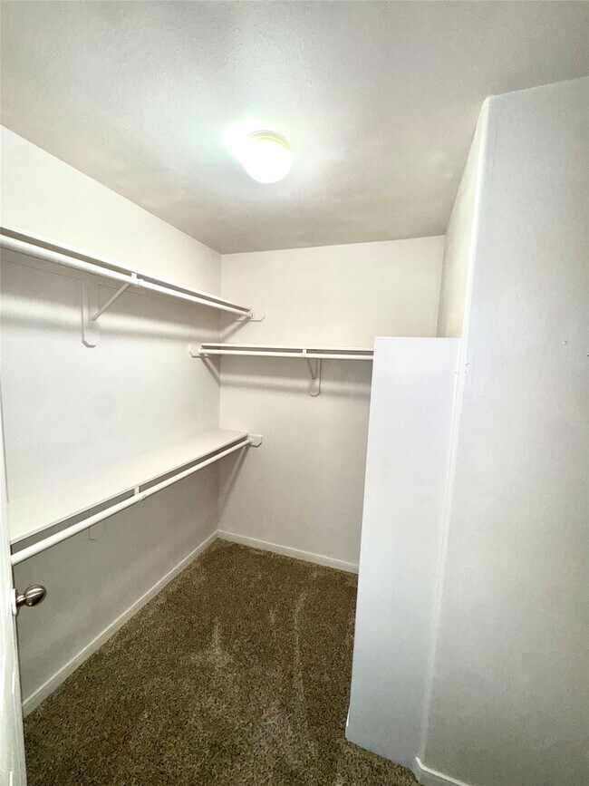 Building Photo - 15931 Winston Point Ln