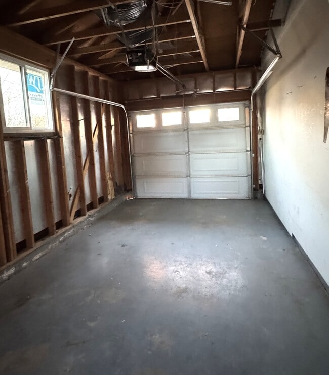 Building Photo - 12327 E Virginia Pl