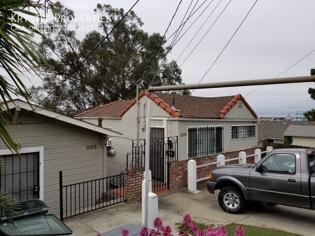 Building Photo - Gardener's Delight: Cozy 1-Bedroom Apartme...