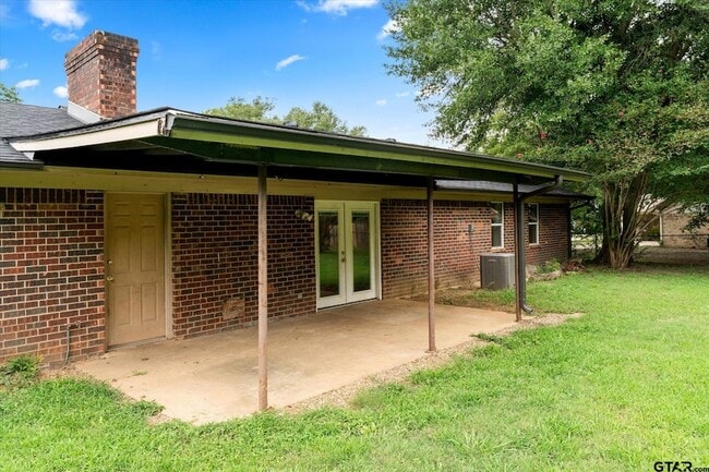 Building Photo - 524 Park Ln