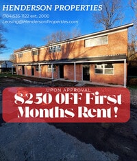 Building Photo - 2715 Dundeen St
