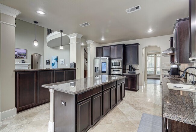 Building Photo - 27410 Starlit Ranch Drive