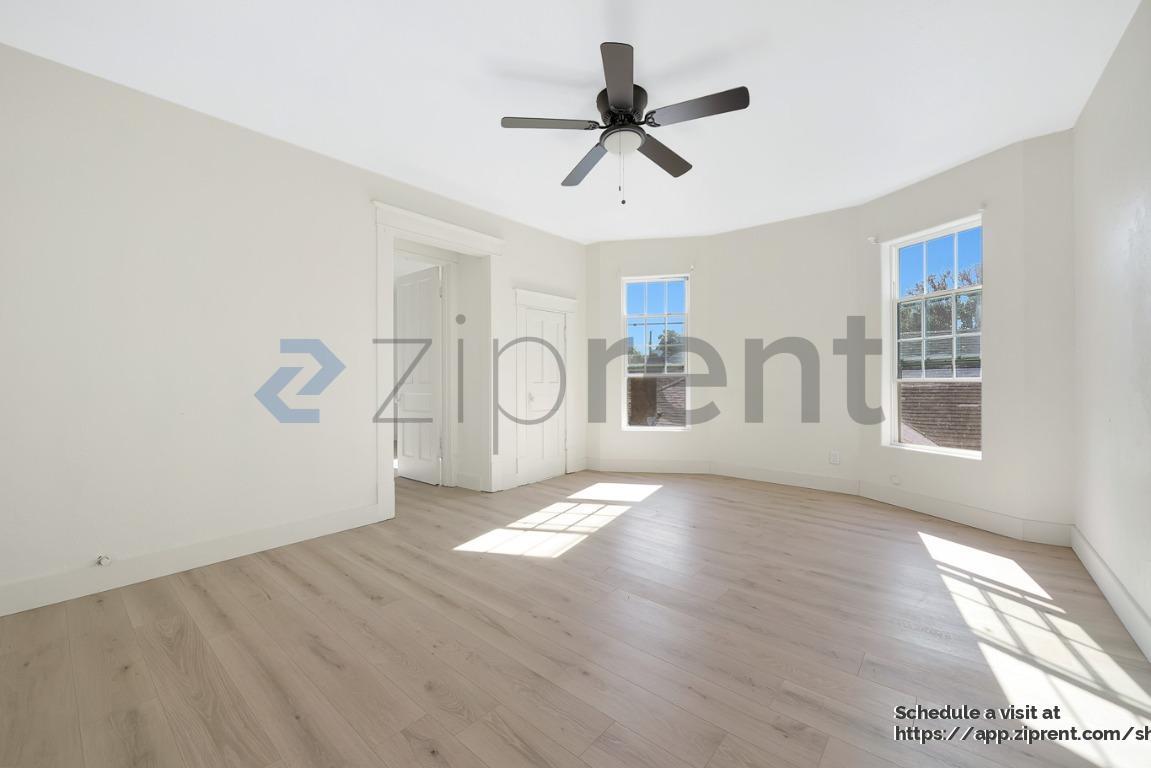 Building Photo - 3711 Wendelkin St