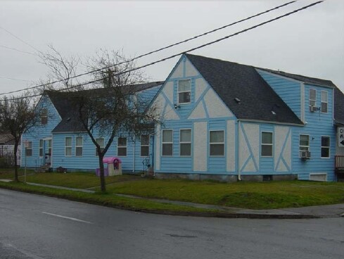 Primary Photo - 1593 Beech St