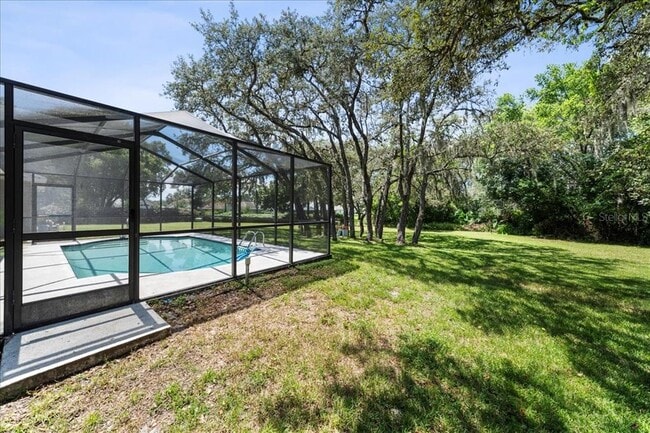 Building Photo - 211 Forest Wood Ct