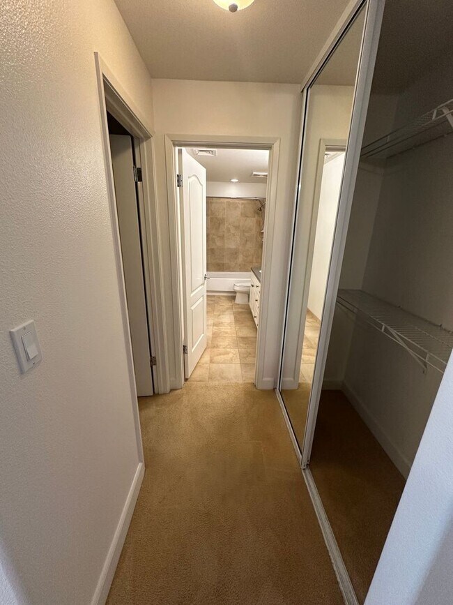 Building Photo - Beautiful 3 BD / 2 BA Townhome in Ko Olina!