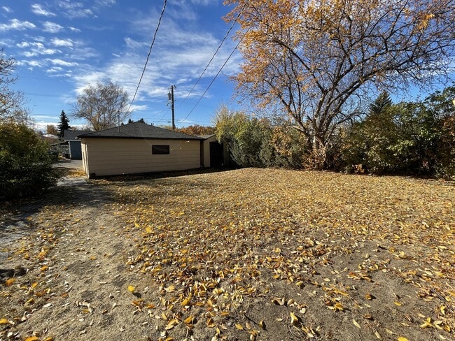 Building Photo - 3720 2nd Ave S