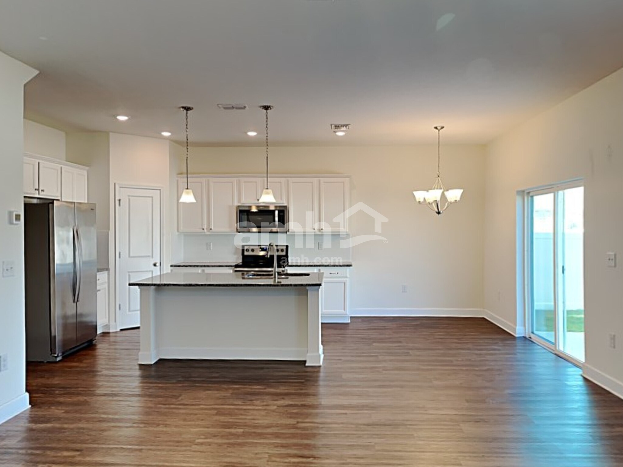 Building Photo - 37778 Dusty Saddle Ln