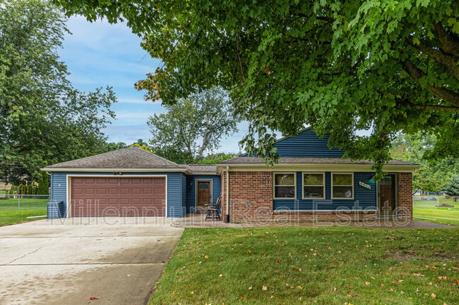 Primary Photo - 4916 Rioview Dr