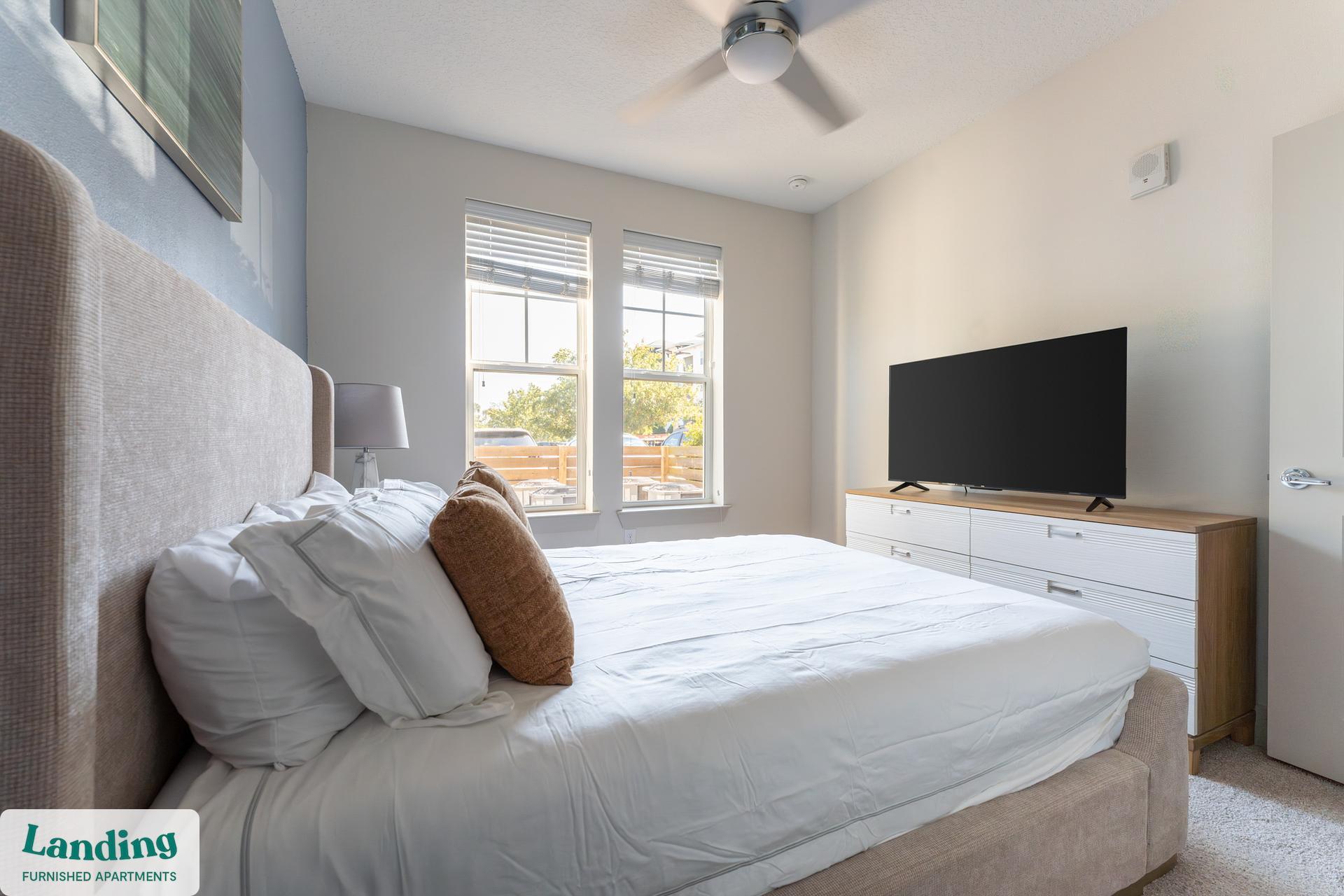 Building Photo - 655 W Marina Cove Dr