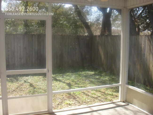 Building Photo - 964 Southern Oaks Ct