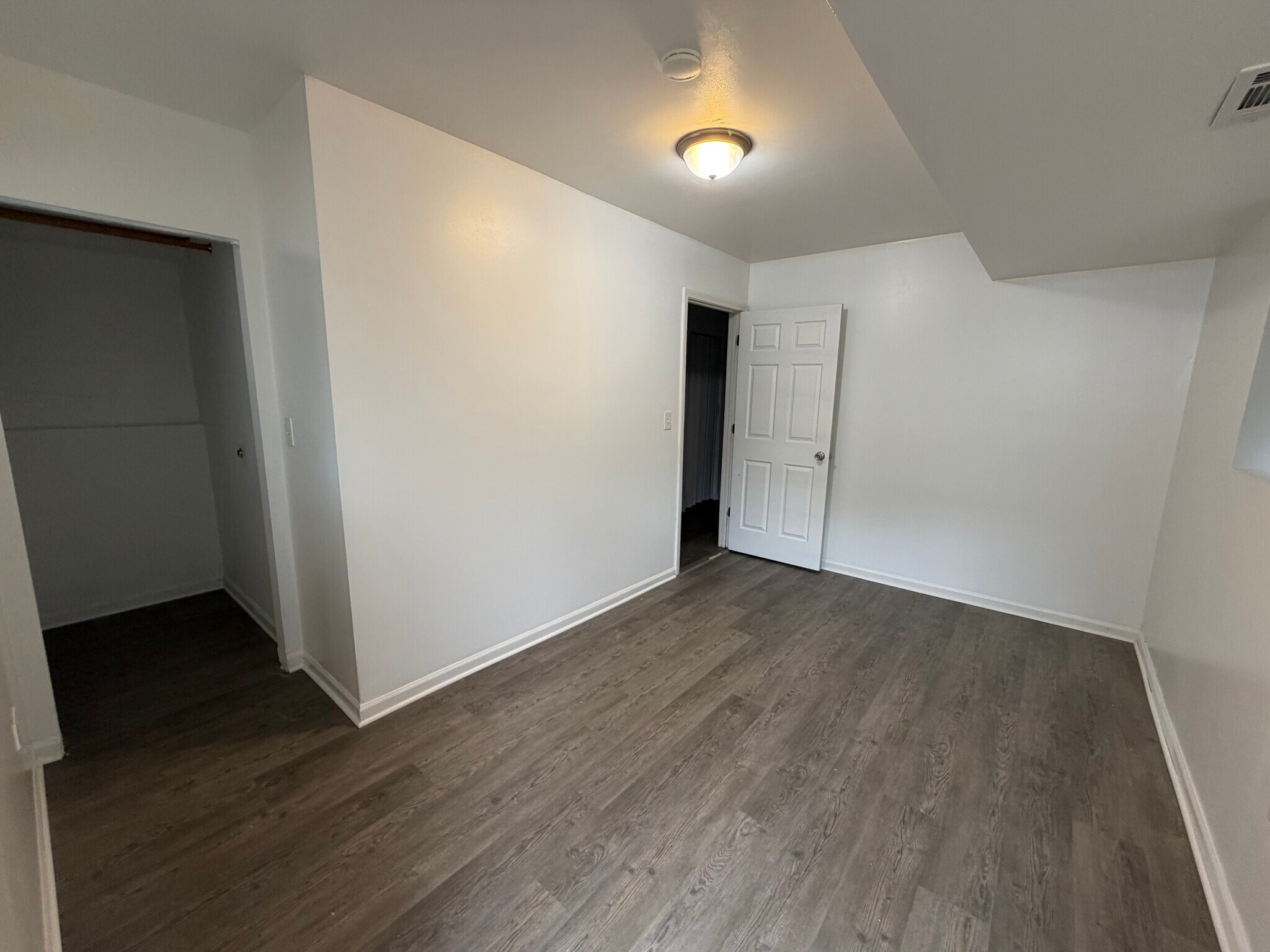 Building Photo - 4049 W Crystal St