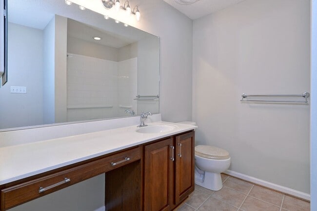 Building Photo - Easy Single Floor Living