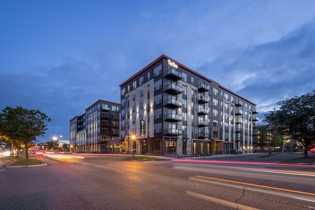 Building Photo - The Nine at Lexington Station
