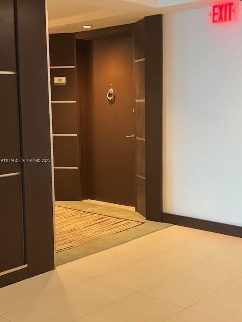 Building Photo - 5701 Collins Ave