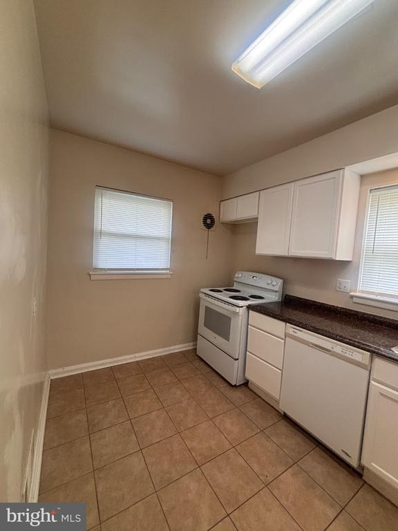Building Photo - 11203 Dodson Ln