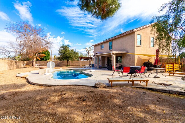 Building Photo - 8812 N 67th Dr
