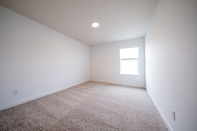 Building Photo - 21618 Orchid Path