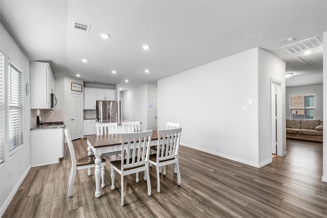 Building Photo - 7151 Rolling Waters Wy