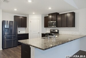 Building Photo - 14251 Geyserite Ave