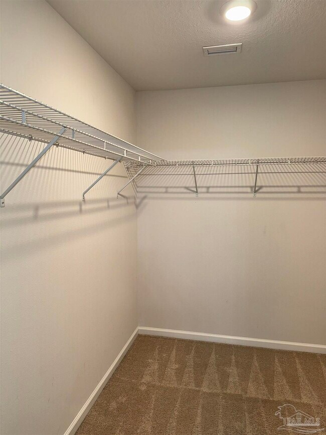 Building Photo - 5532 Lancelot Trl