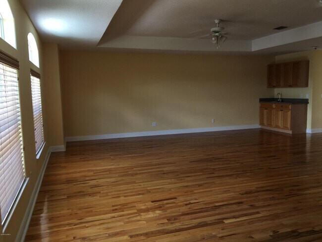 Building Photo - 3582 Tipperary Dr