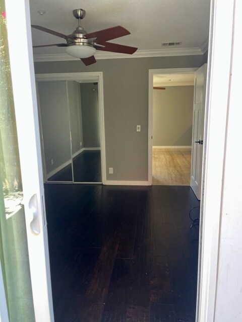 Building Photo - 228 Avenida Santa Barbara