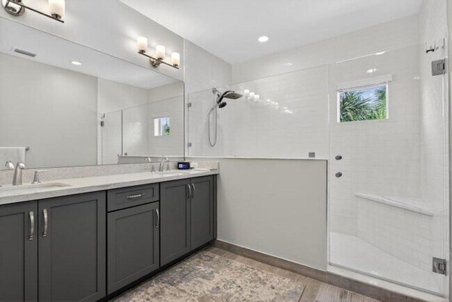 Building Photo - 1835 Sandpiper Pointe Pl