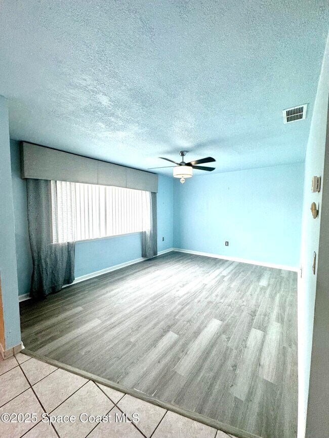 Building Photo - 624 Ridge Club Dr