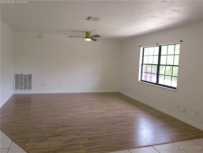 Building Photo - 5526 S Bristol Terrace