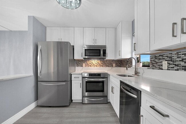 Building Photo - 9355 SW 8th St