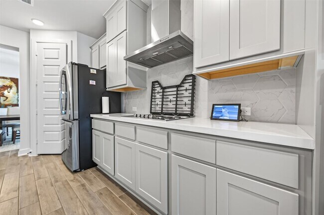Building Photo - 3180 Stingray Cv Dr