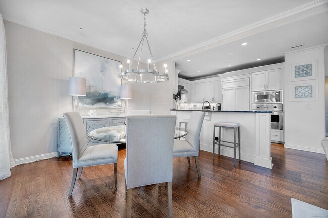 Building Photo - 100 Parrott Drive