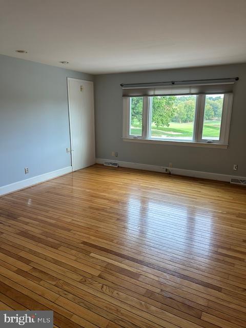 Building Photo - 1065 Lyme Ct