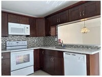 Building Photo - 4726 SW 67th Ave