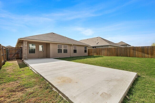 Building Photo - 229 Reagor Dr