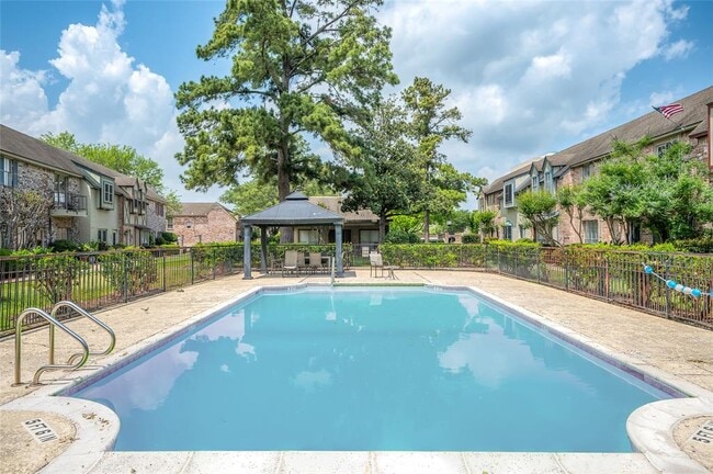 Building Photo - 14719 Barryknoll Ln