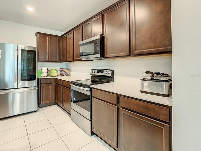 Building Photo - 30344 Marquette Ave