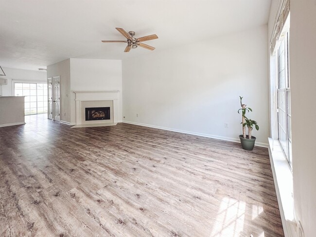 Building Photo - 3247 Hidden Cove Cir NW