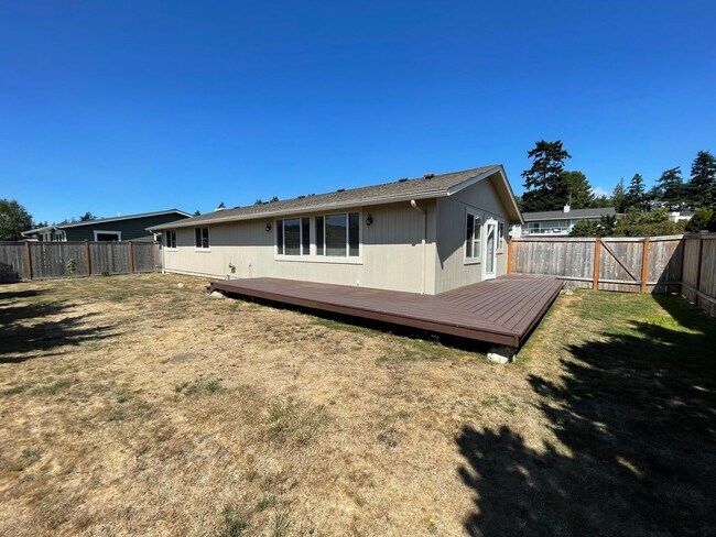 Building Photo - 5311 Kingsway
