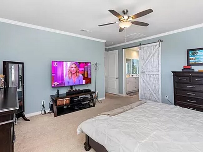 Building Photo - Beautiful, Partially Furnished Oceanside Home