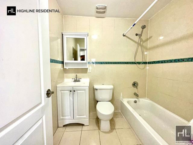 Building Photo - 3 bedroom in BROOKLYN NY 11208