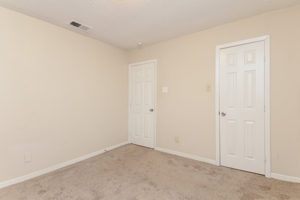 Building Photo - 4213 Kirby St