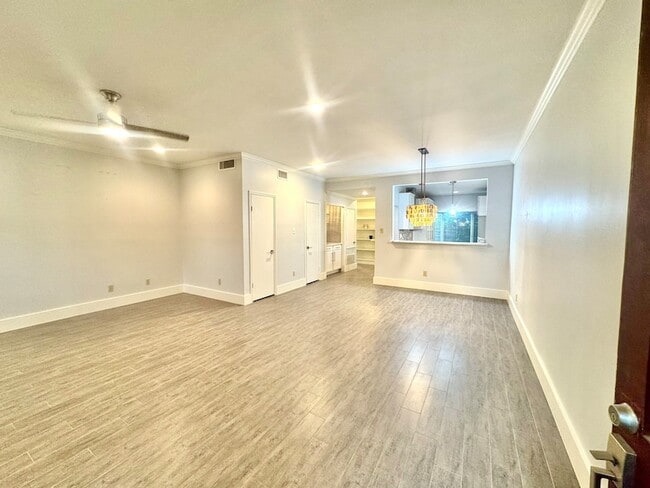 Building Photo - 2323 Bering Dr