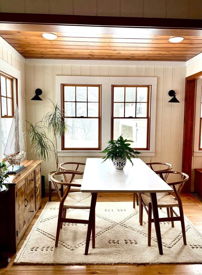 Building Photo - 239 Leonard Ct